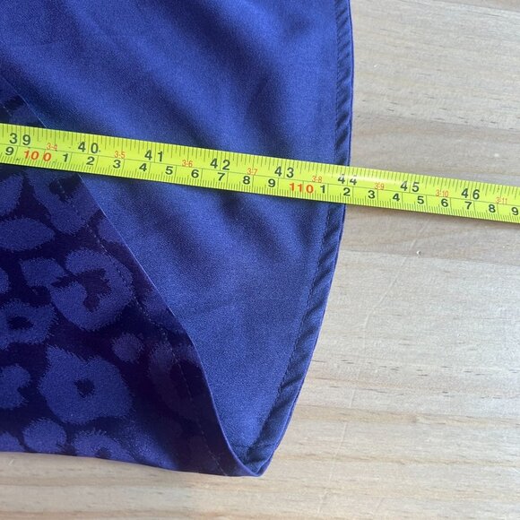 J.O.A Flirting It Up Purple Leopard Print Satin Midi Dress XS Extra Small - Picture 7 of 9